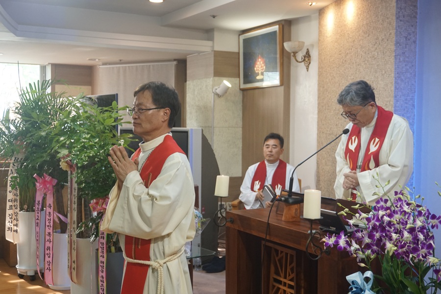 20250831_홍경만 목사 청담교회 담임목사 취임 감사예배 (13).JPG