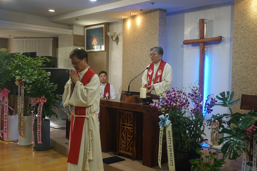 20250831_홍경만 목사 청담교회 담임목사 취임 감사예배 (15).JPG