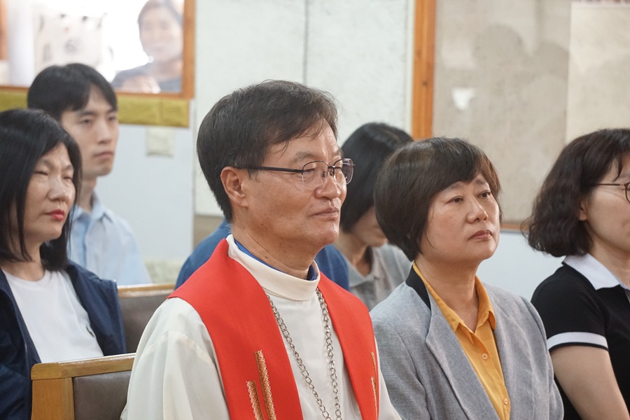 20250831_홍경만 목사 청담교회 담임목사 취임 감사예배 (19).JPG